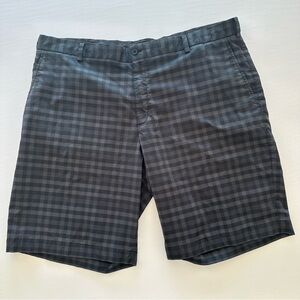 Plaid Nike Golf Shorts Size 42